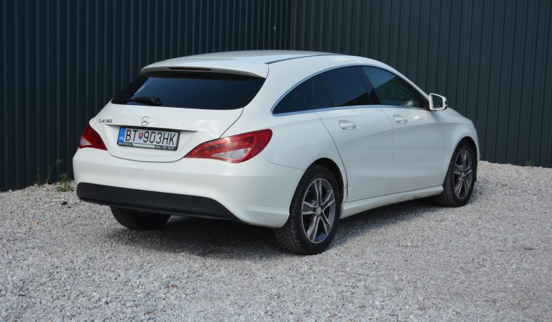 Mercedes CLA  SR. voz, benzín full