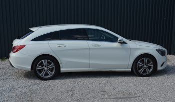 Mercedes CLA  SR. voz, benzín full