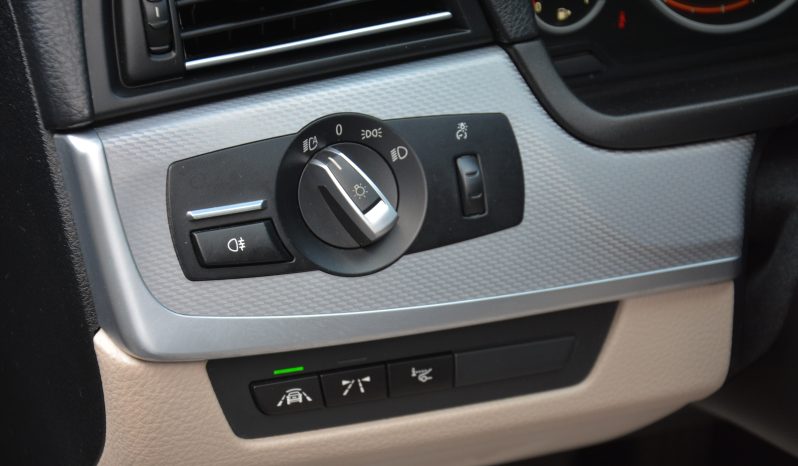 BMW rad 5 3.00 4×4 M550D xDrive – Top Stav full