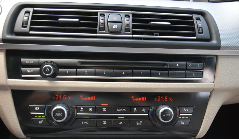 BMW rad 5 3.00 4×4 M550D xDrive – Top Stav full