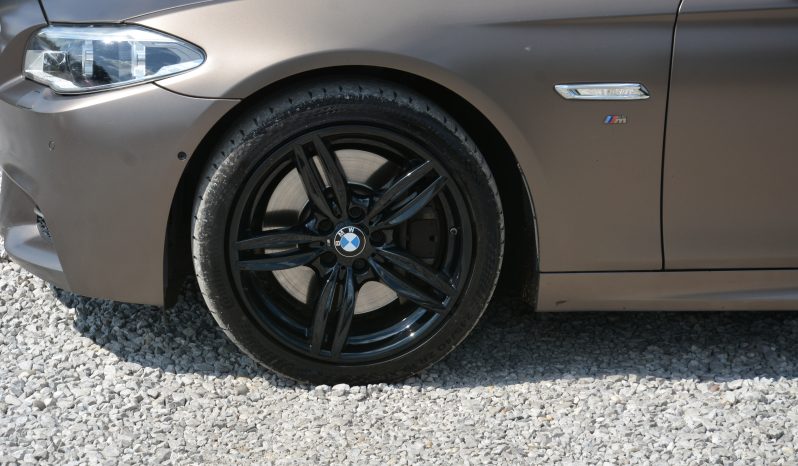 BMW rad 5 3.00 4×4 M550D xDrive – Top Stav full