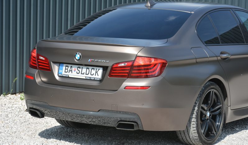 BMW rad 5 3.00 4×4 M550D xDrive – Top Stav full