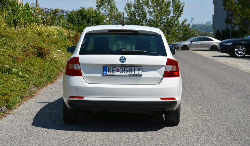 Škoda Rapid Spaceback 1.60 TDi DSG, SR voz, Po rozvodoch full