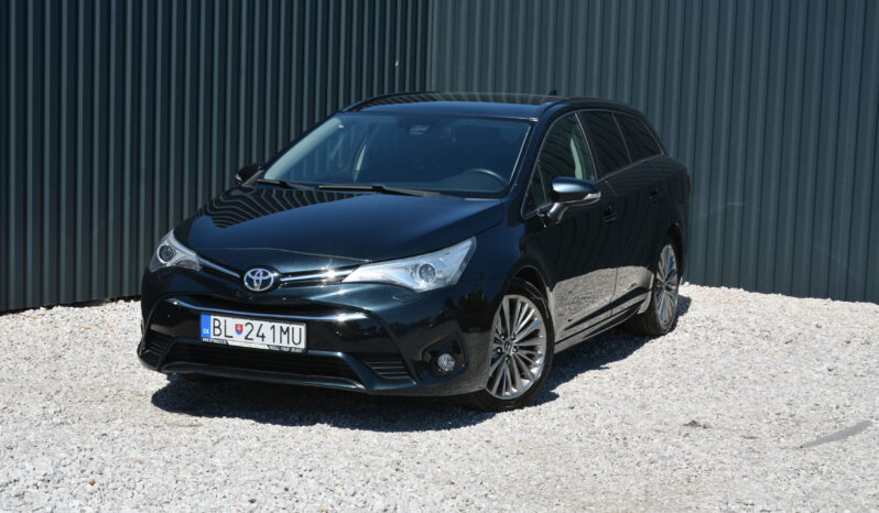 Toyota Avensis Combi 2.00 D4D Business SR pôvod full