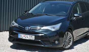Toyota Avensis Combi 2.00 D4D Business SR pôvod full