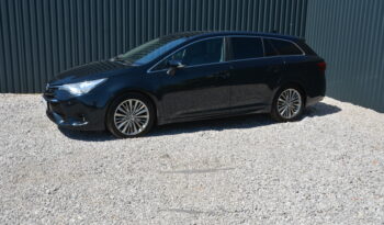 Toyota Avensis Combi 2.00 D4D Business SR pôvod full
