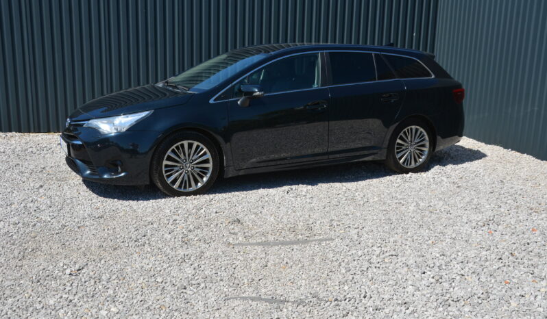 Toyota Avensis Combi 2.00 D4D Business SR pôvod full