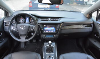 Toyota Avensis Combi 2.00 D4D Business SR pôvod full