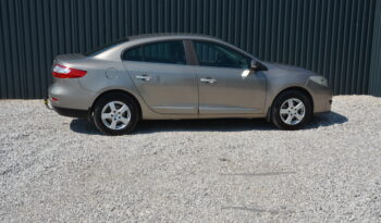 Renault Fluence 1.60 benzin,po veľkom servise,stk 06/28 full