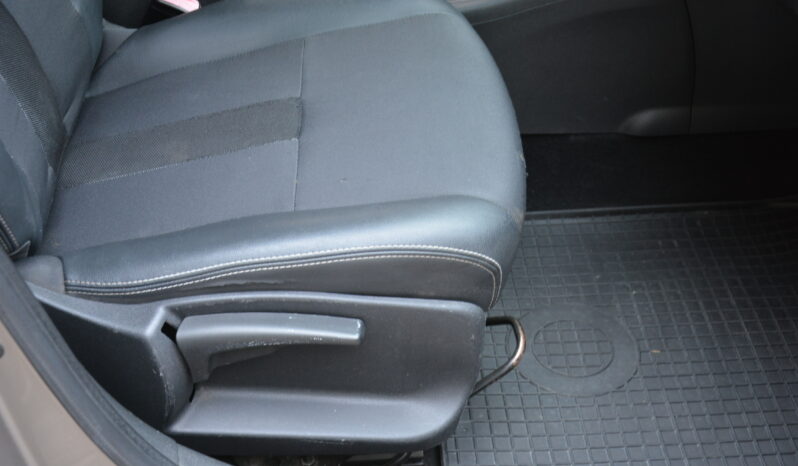 Renault Fluence 1.60 benzin,po veľkom servise,stk 06/28 full
