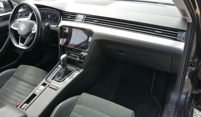 Volkswagen Passat Variant 2.00 TDi Highline, Virtual Cockpit, Po rozvodoch, Serv.Kniha full