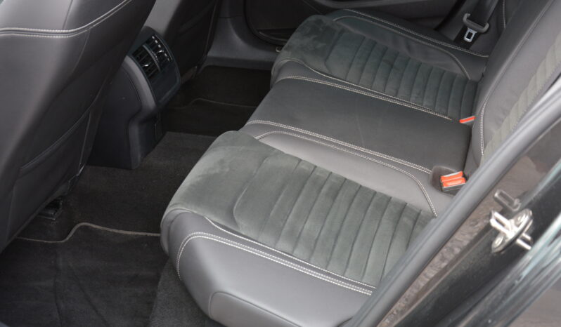 Volkswagen Passat Variant 2.00 TDi Highline, Virtual Cockpit, Po rozvodoch, Serv.Kniha full
