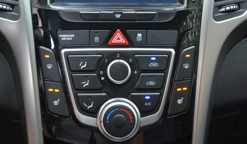 Hyundai i30 CW 1.60 full