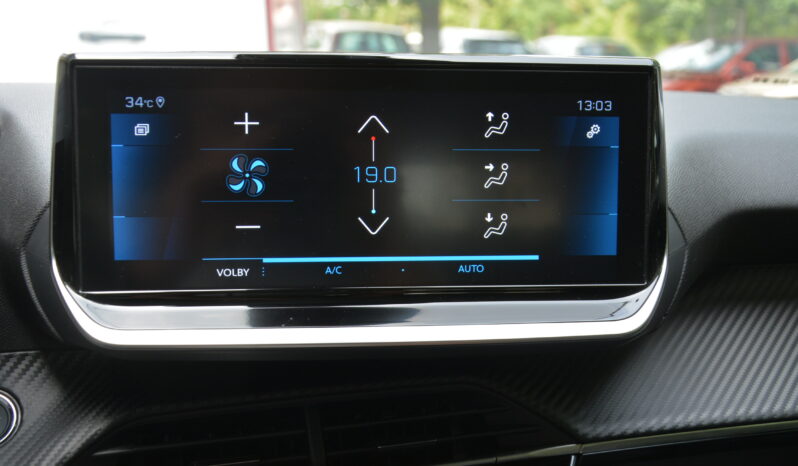 Peugeot 2008 1.50 Blue HDi Allure A/T 1.majitel, Slovak, Servis len Peugeot, Bez PU full