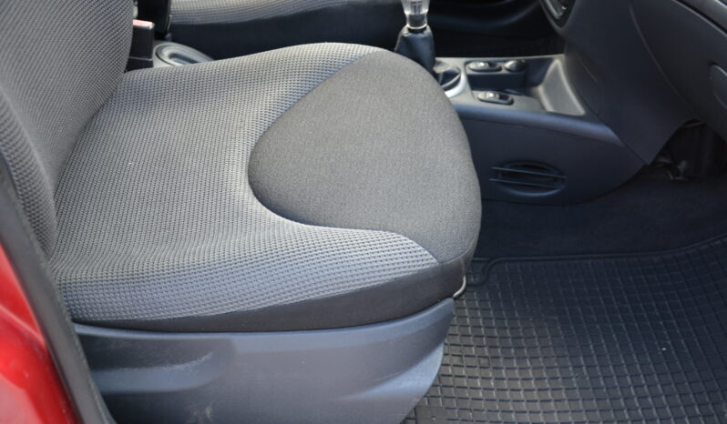 Citroen C3 1.10 benzin 1 Majitel SR full