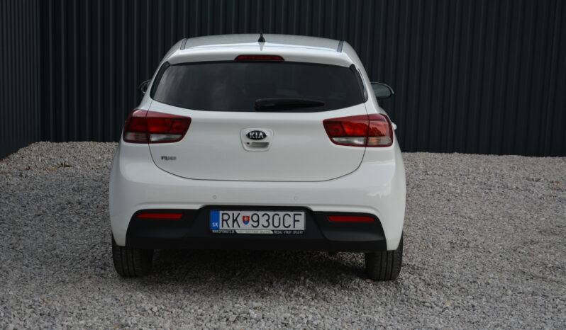 KIA Rio 1.20 Slovak,sevisná knižka full