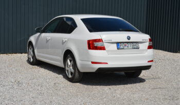 Škoda Octavia 1.60 TDI DSG Pekný stav full