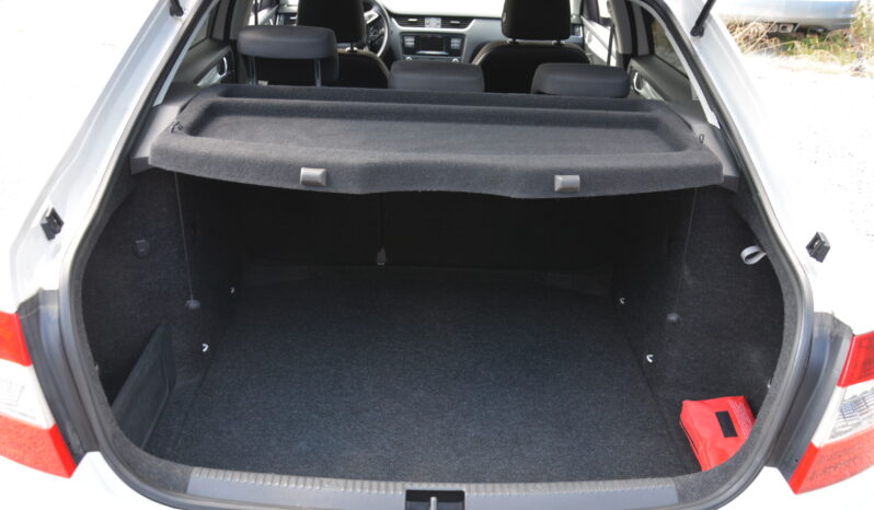 Škoda Octavia 1.60 TDI DSG Pekný stav full