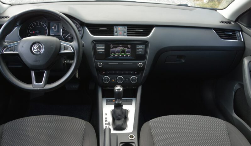 Škoda Octavia 1.60 TDI DSG Pekný stav full
