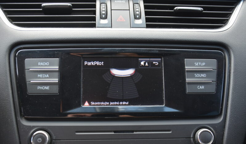 Škoda Octavia 1.60 TDI DSG Pekný stav full