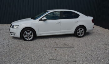 Škoda Octavia 1.60 TDI DSG Pekný stav full