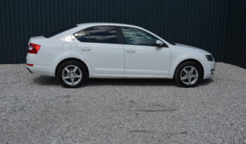 Škoda Octavia 1.60 TDI DSG Pekný stav full