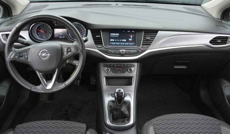 Opel Astra ST 1.50 Diesel SR 1 Majitel full