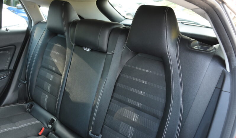 Mercedes CLA Shooting Brake 2.20 CDI 200 Automat,Nová stk/ek full