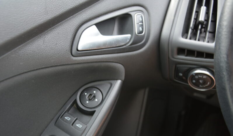 Ford Focus 1.50 Slovák,nová stk/ek full