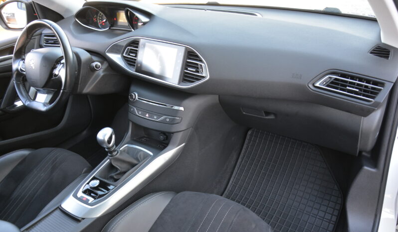 Peugeot 308 1.60 HDI Allure – Top Stav full