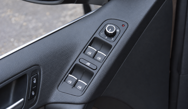 Volkswagen Tiguan 2.00 4×4 TDI Style – 4Motion – Automat – Top Stav full