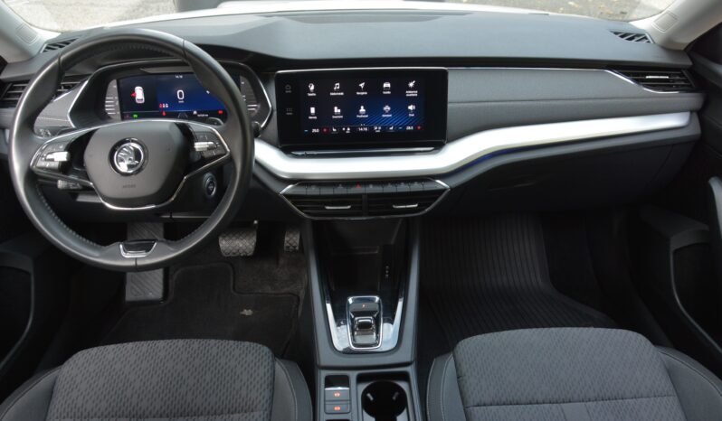Škoda Octavia Combi 2.00 TDI DSG Style – Top Stav full