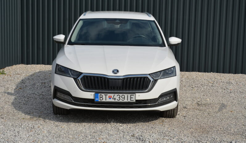 Škoda Octavia Combi 2.00 TDI DSG Style – Top Stav full
