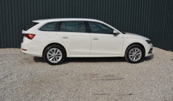 Škoda Octavia Combi 2.00 TDI DSG Style – Top Stav full