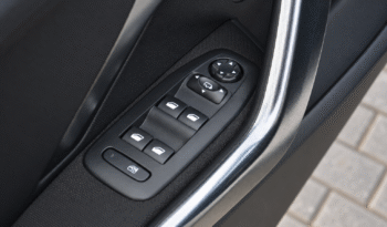 Peugeot 2008 1.60 VTI 88kw SR 1Majitel, Komplet servis full